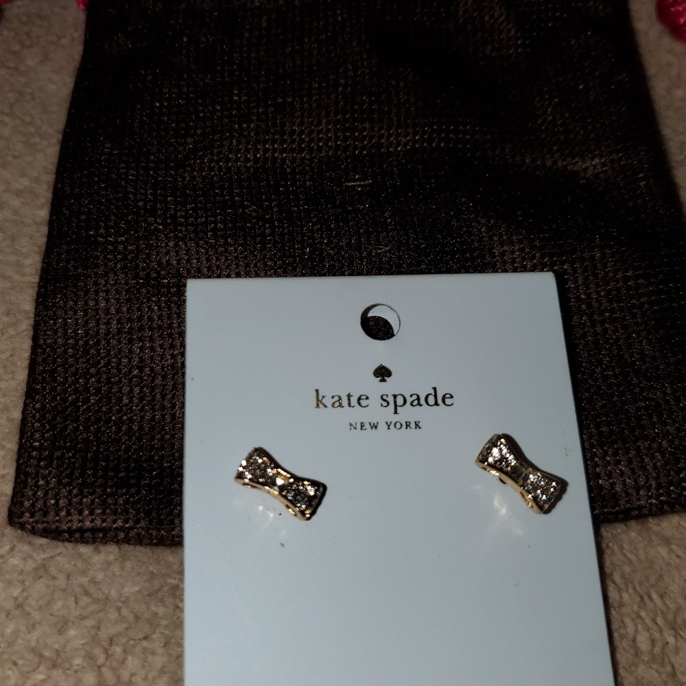 Ear ring